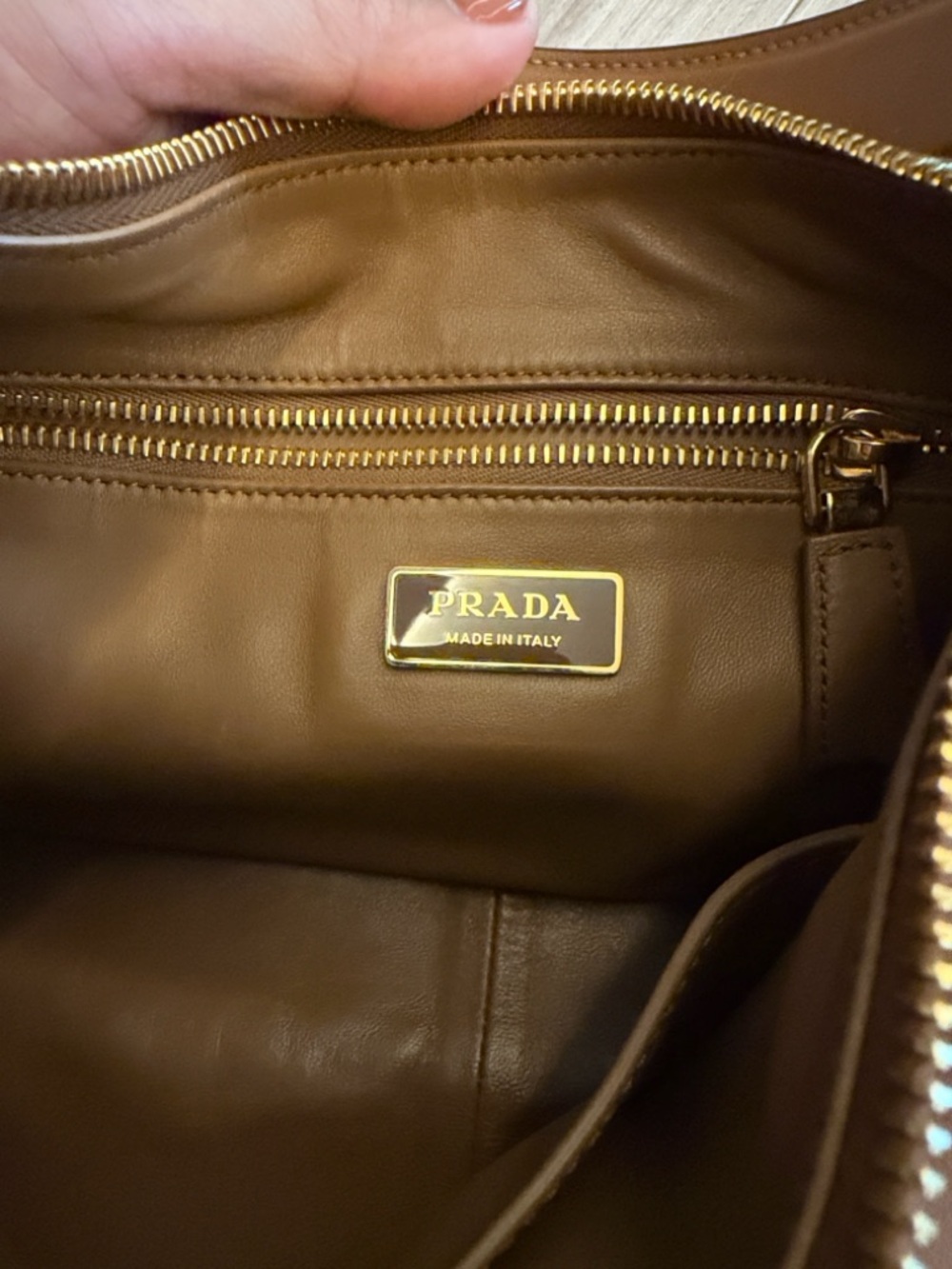 Prada Aimee medium handbag - Picture 8 of 9
